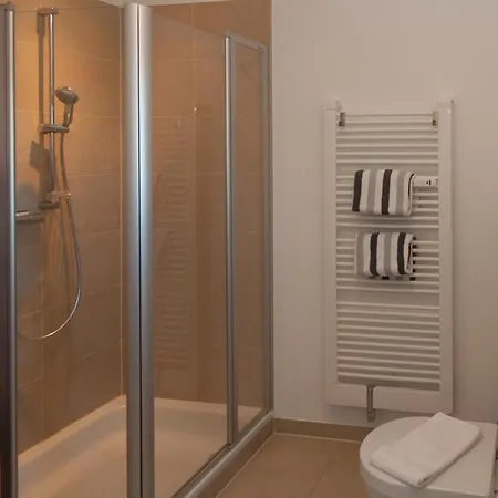 Haus Emilia - *